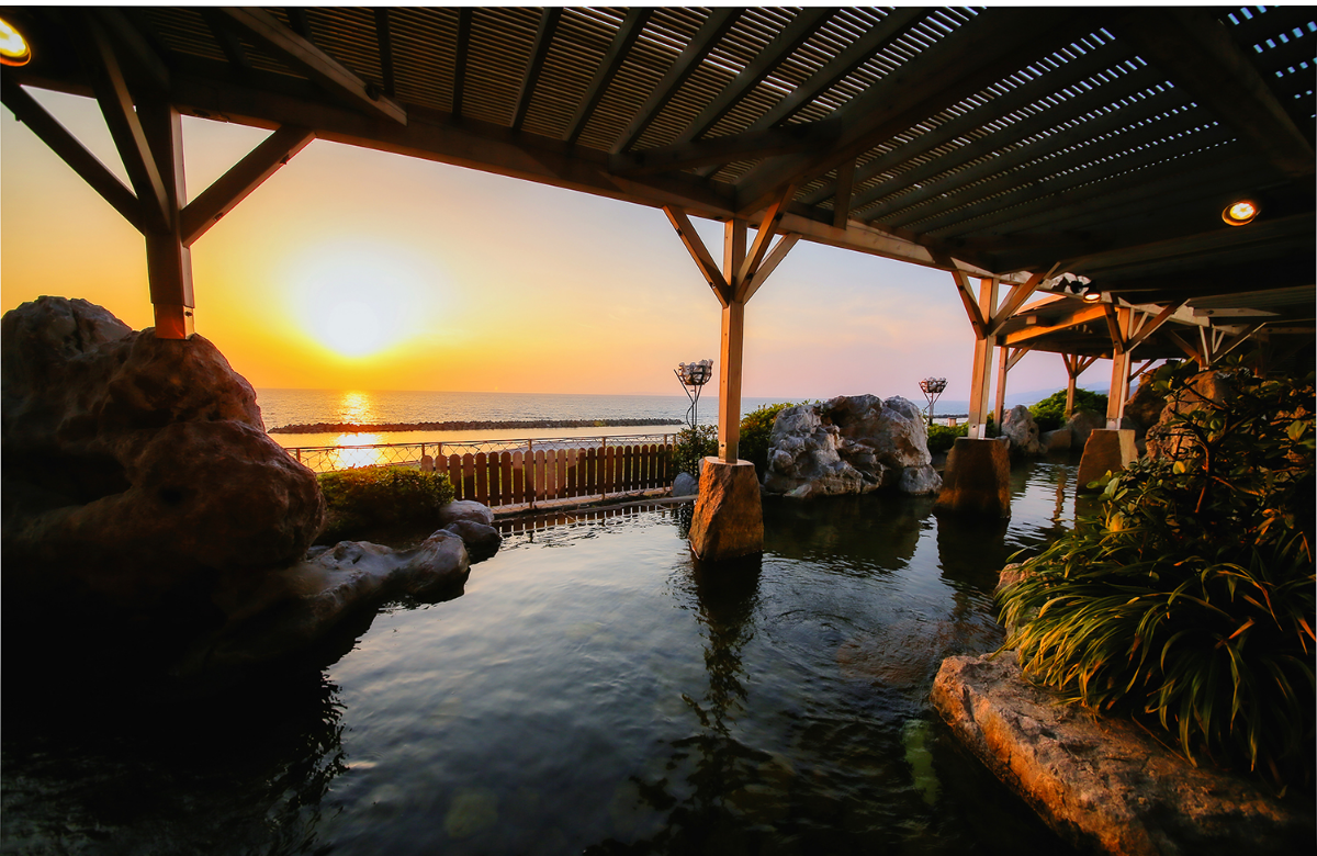 瀬波温泉の特長